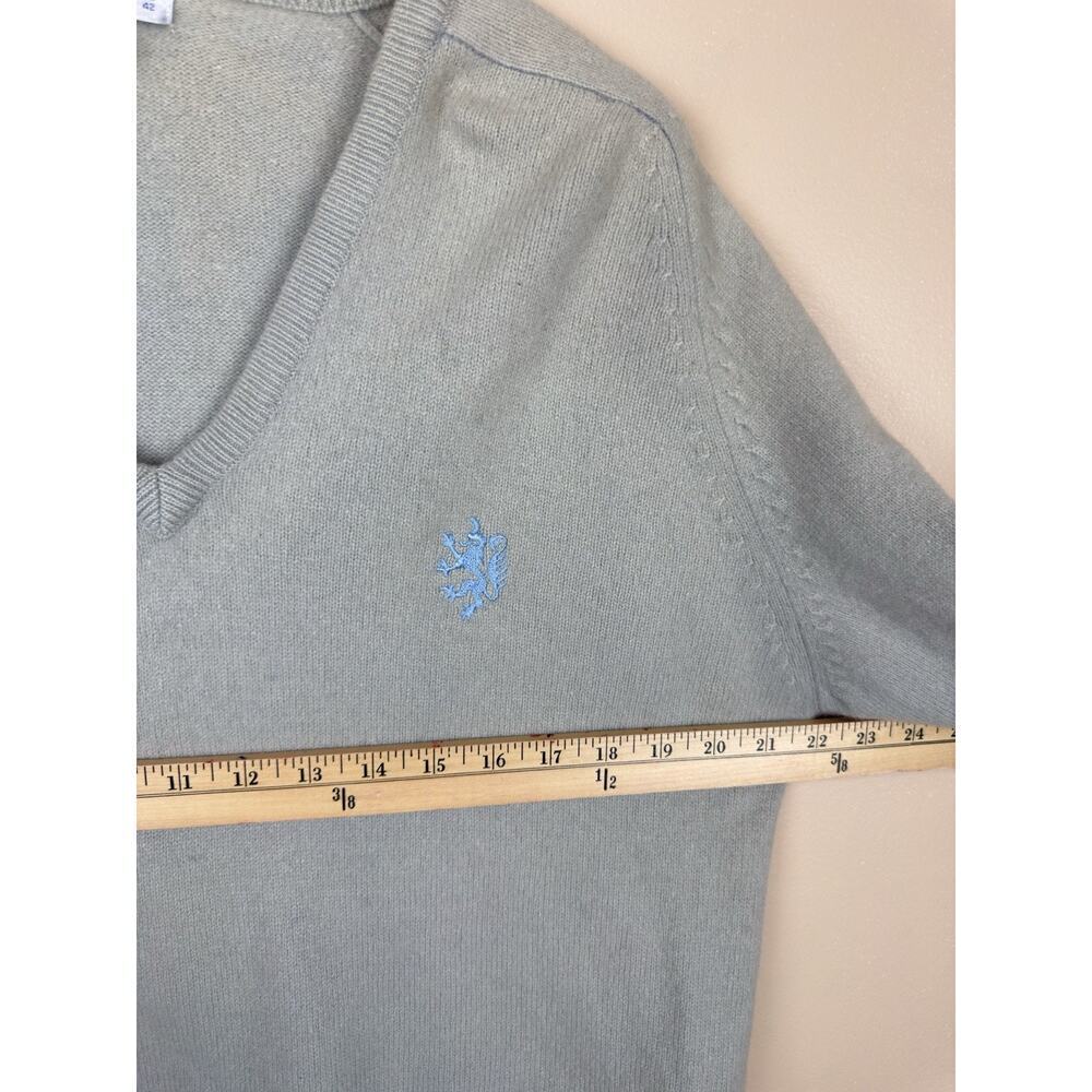 Camela Women’s V-Neck Sweater, Gray-Green, Embroidered Logo, Size 42/L Lambswool - Picture 8 of 10